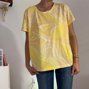 Yellow swirly tee